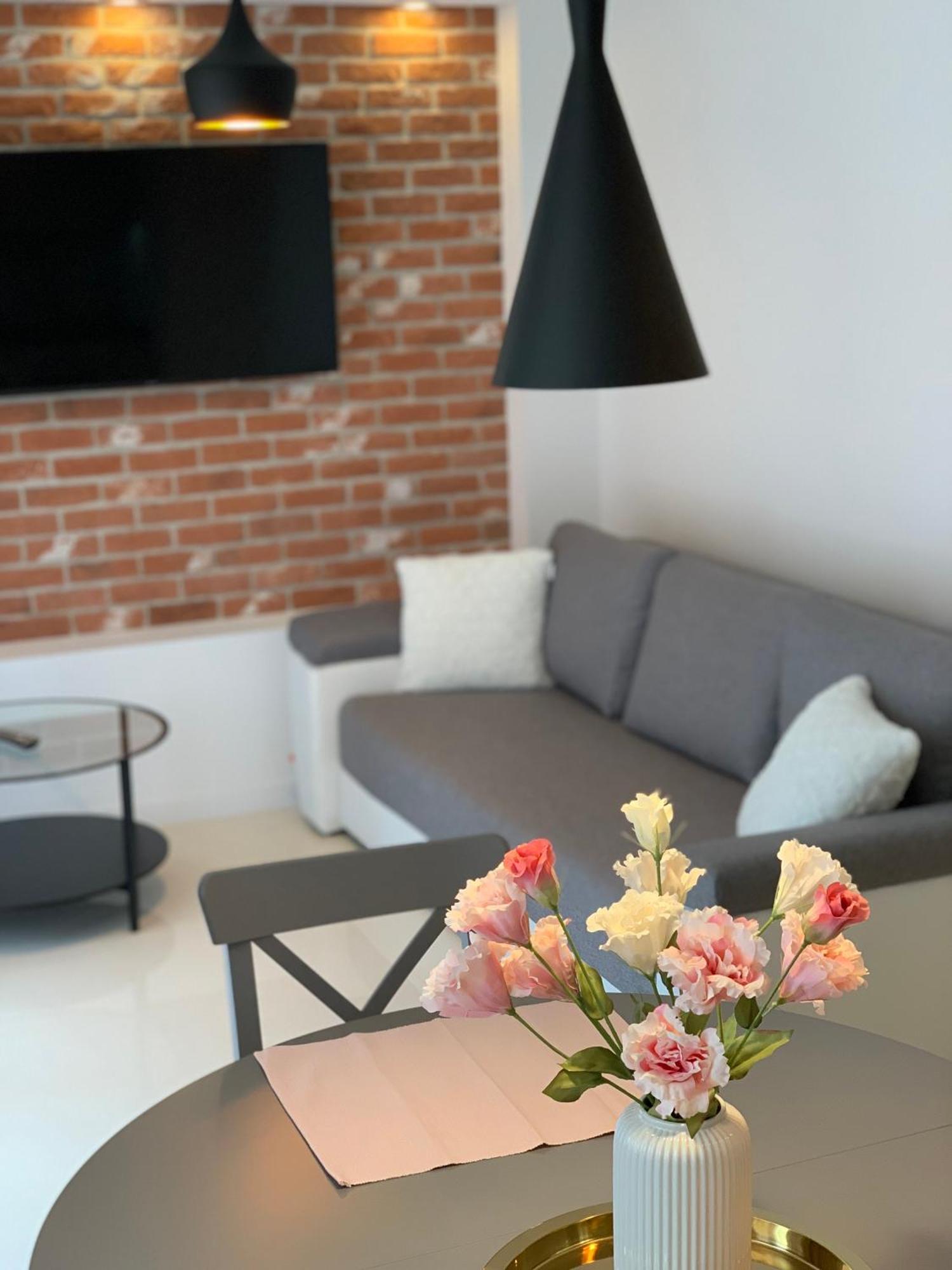 Apartament Zacisze Rose Gold Мальборк Экстерьер фото